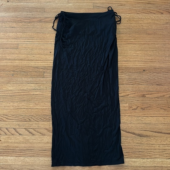 LPA BLACK SKIRT